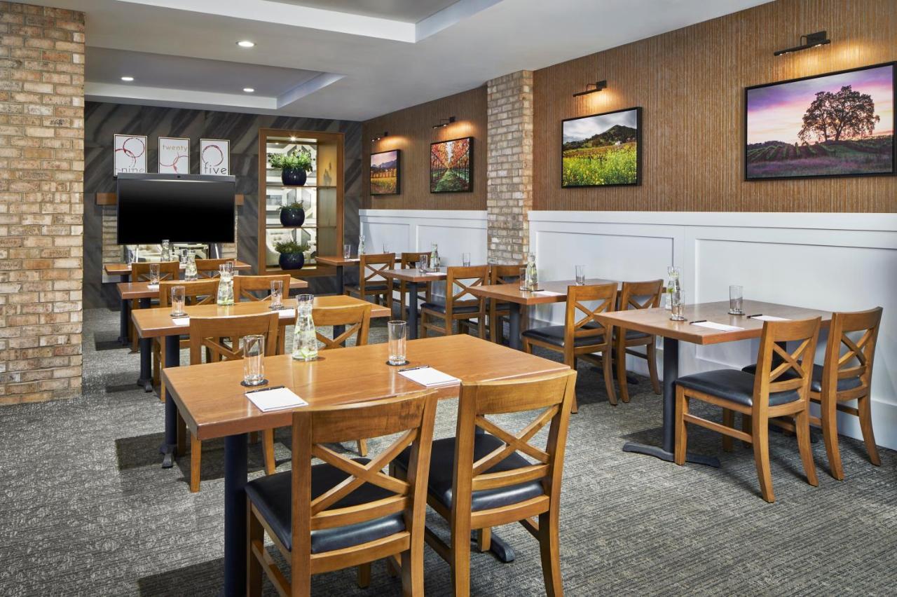 The Hotel Landing Wayzata Exterior foto